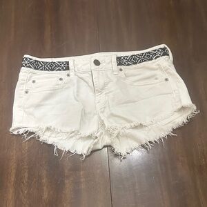 American Eagle Cream Jean Shorts with Black Patterned Waistband